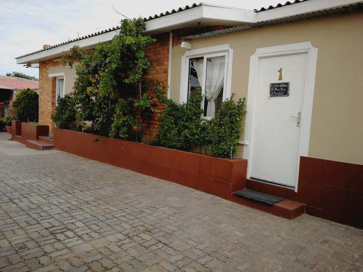 Villelodge Accommodation Людериц Экстерьер фото
