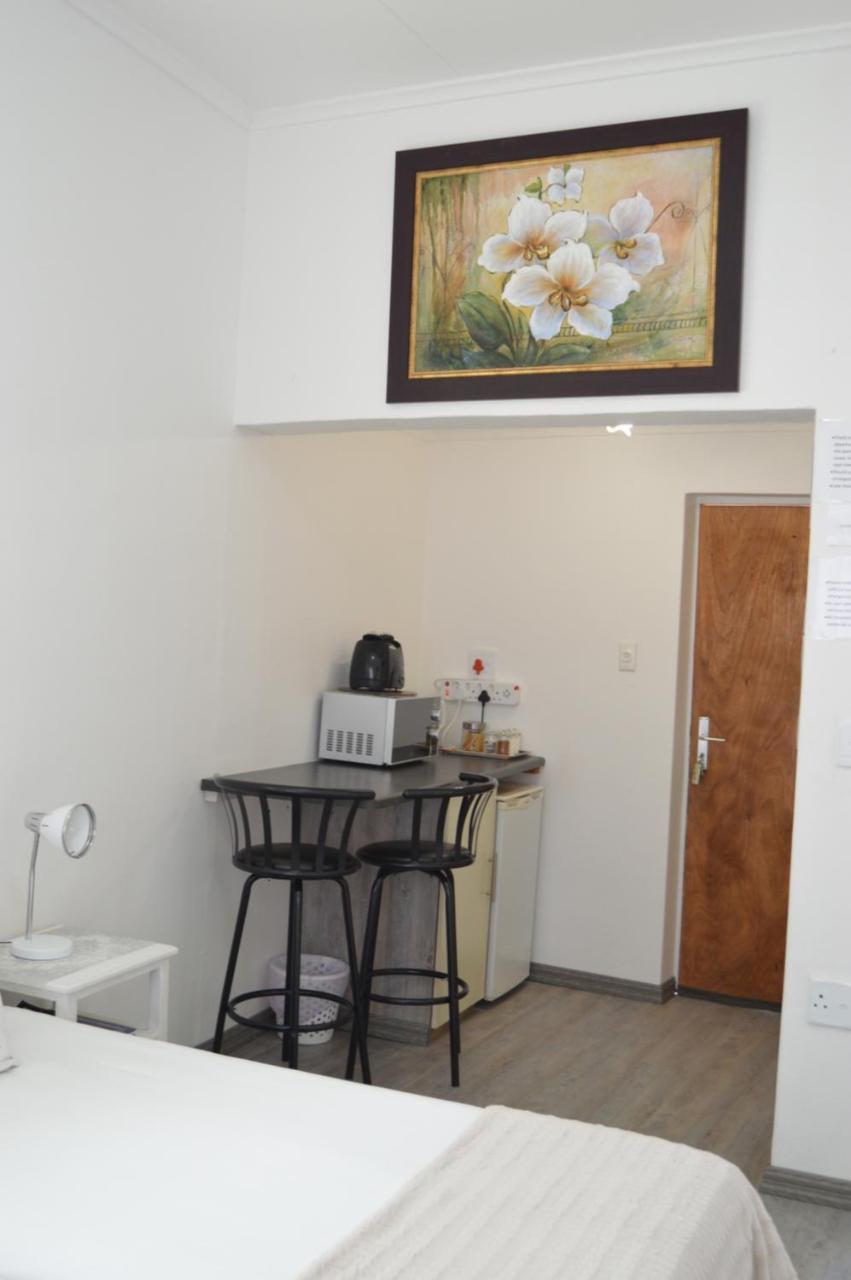 Villelodge Accommodation Людериц Экстерьер фото
